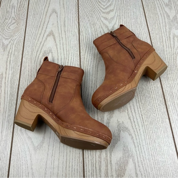 Style & Co. Women's Toryy Clog Buckle Booties 7M Cognac NB $70 - Picture 4 of 9